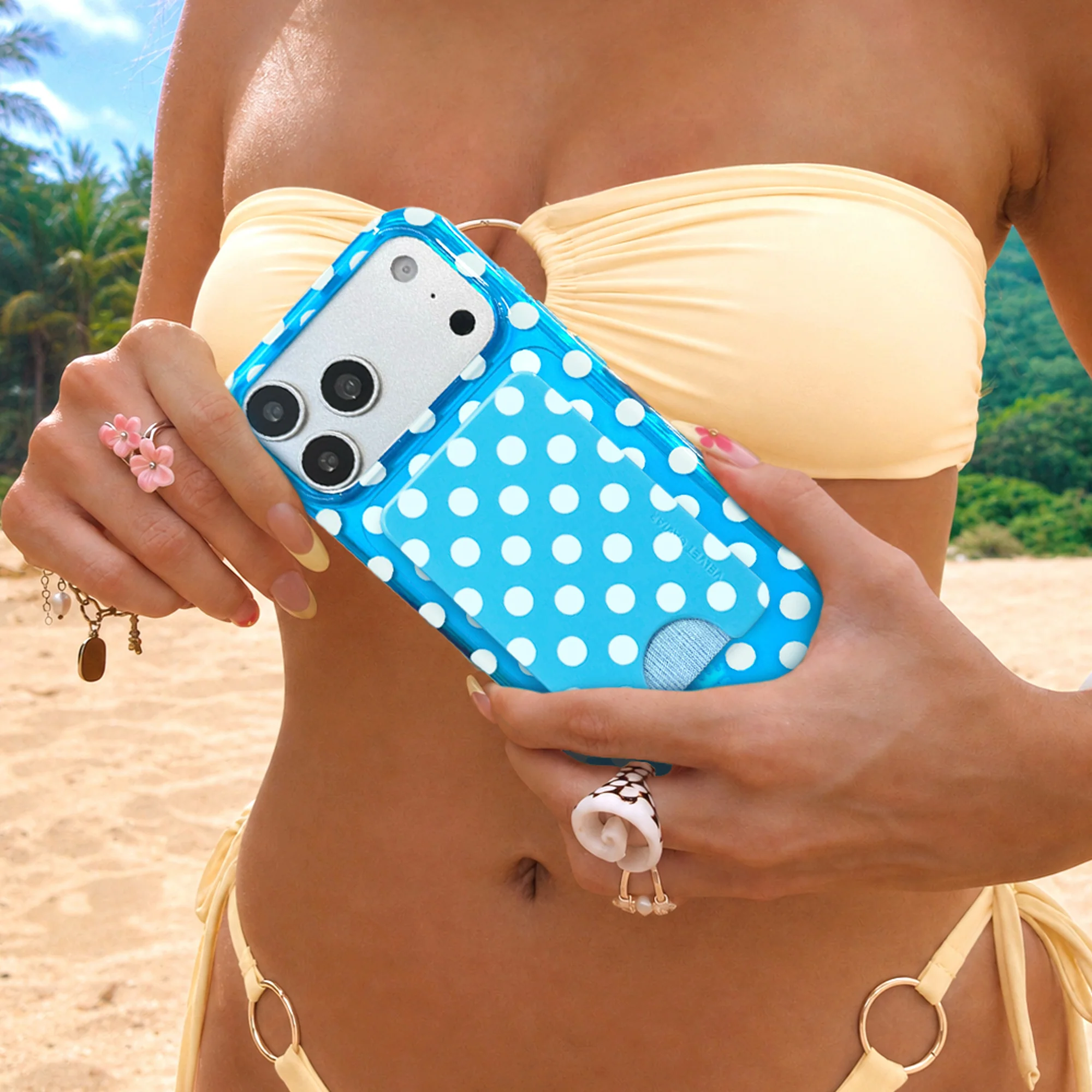Aquamarine Polka Dot MagSafe Wallet - Image 7